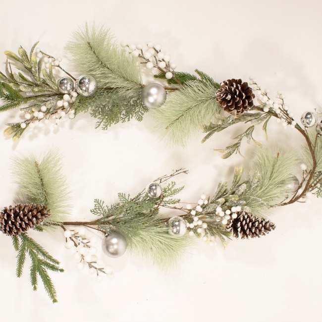 6FT / 180CM WHITE BERRY AND SILVER BAUBLE CHRISTMAS GARLAND