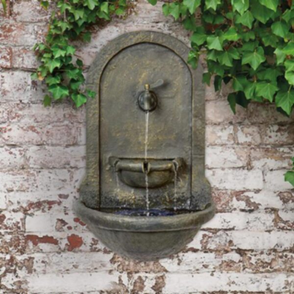 SOLAR TAP WATER FEATURE