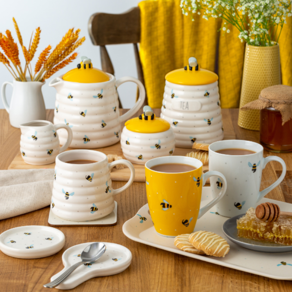SWEET BEE HUG MUG - Image 2