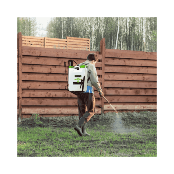 GREEN CRAFT KNAPSACK SPRAYER 12 LITRE - Image 2