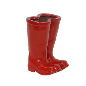RED BOOTS GARDEN PLANTER