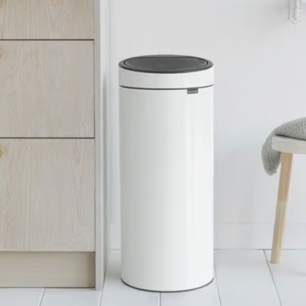 BRABANTIA 30LT TOUCH BIN WHITE - Image 2
