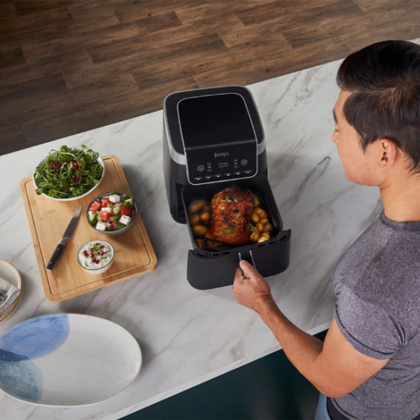 NINJA AIR FRYER MAX PRO 6.2 LITRE AF180UK - Image 2