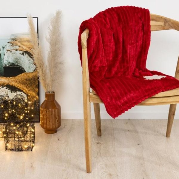 SHERPA STAR EMBROIDERY THROW FLANNEL RED - Image 2